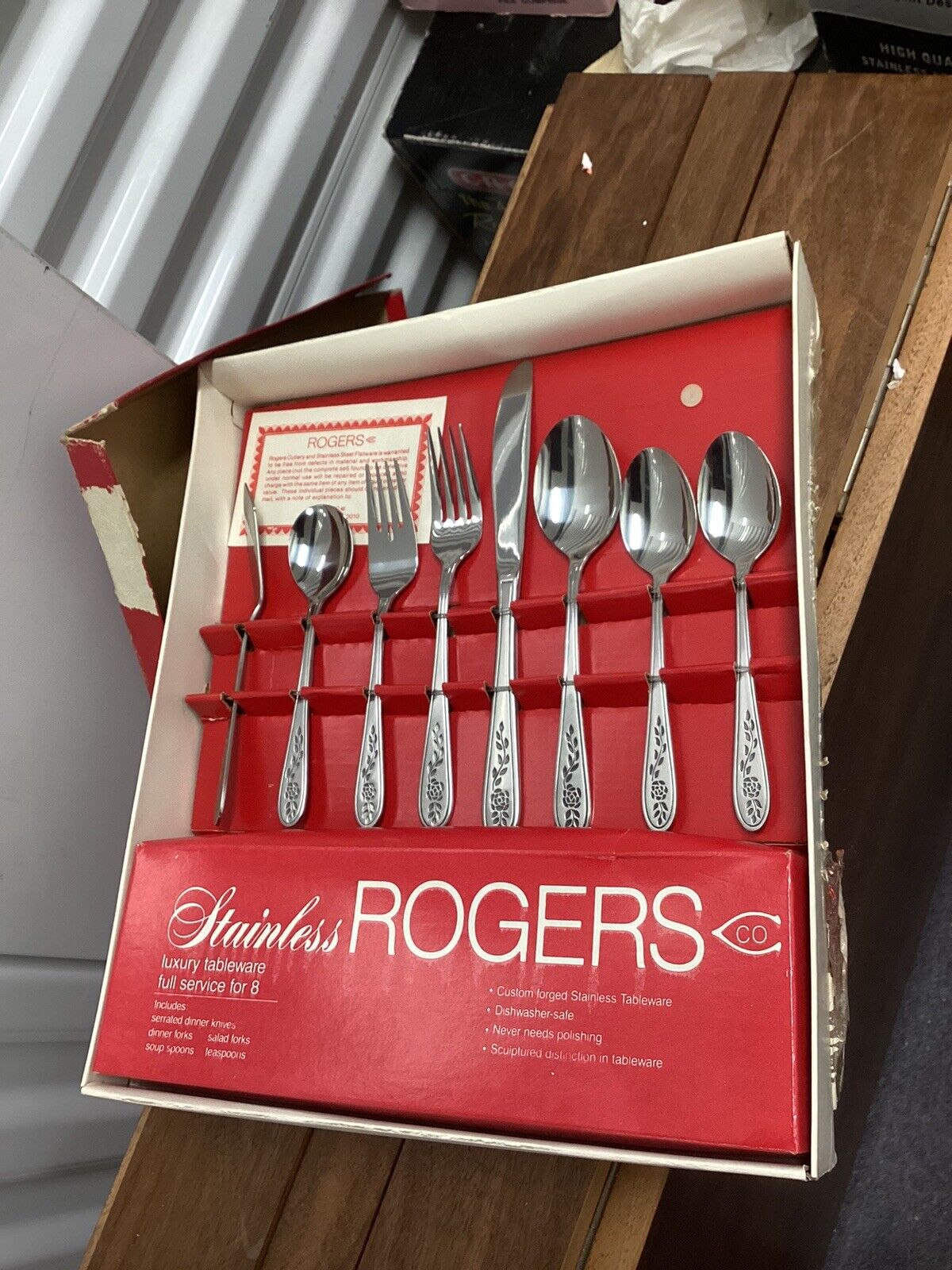 Vintage Rogers Stainless Luxury Tableware Full Service For 8