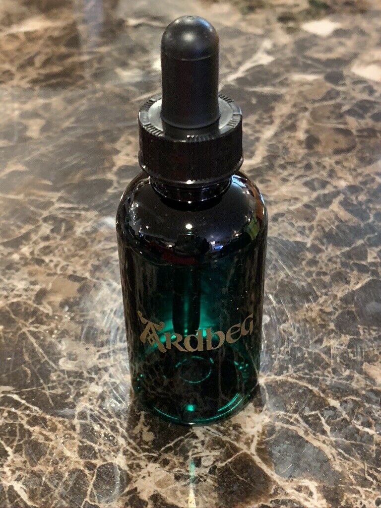 ARDBEG SCOTCH WHISKY WATER BOTTLE DROPPER RARE IMPOSSIBLE TO FIND BRAND NEW