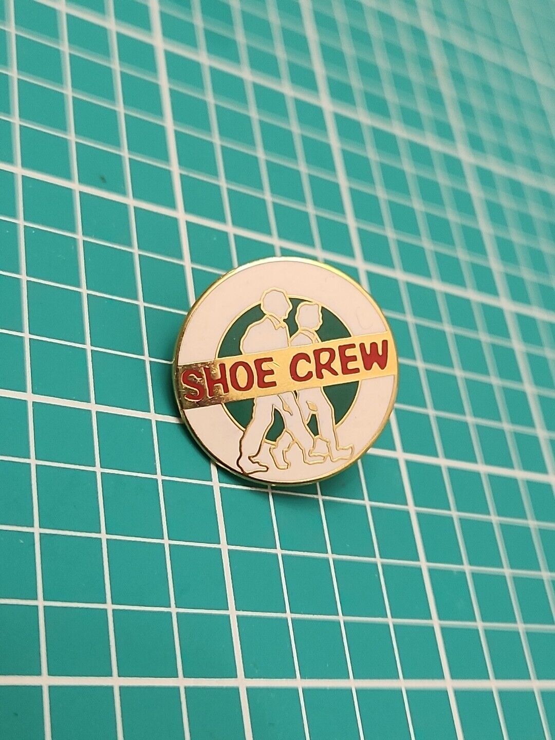 Vtg Shoe Crew Gold Tone Lapel Pin 