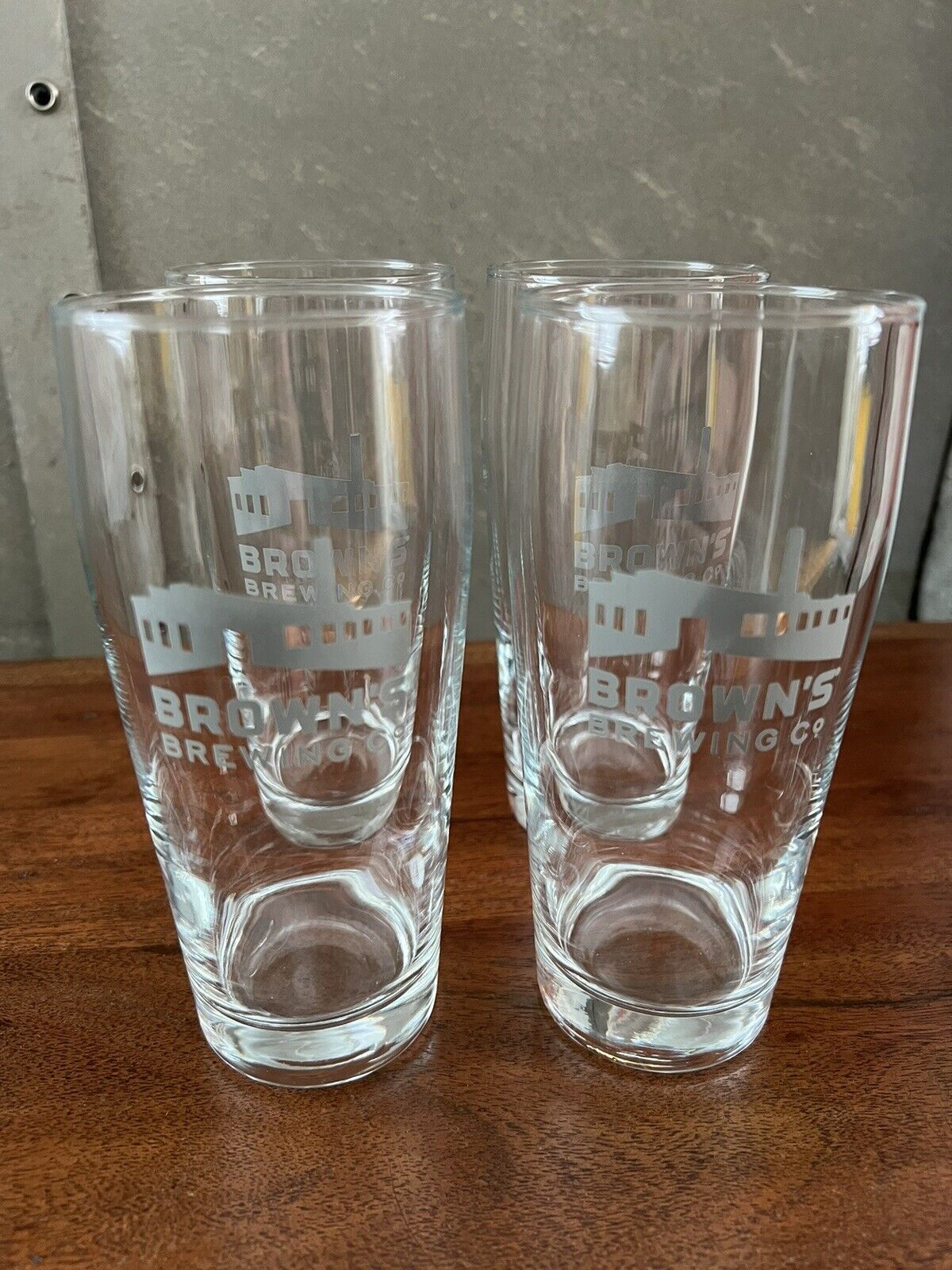 Set Of 4 New Browns Brewing Co. Pint Glasses  - Brand New