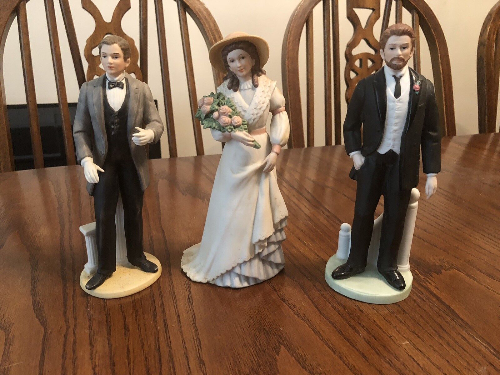 Lot Of 3 Home Interior Figurines 2 Men And 1 Lady