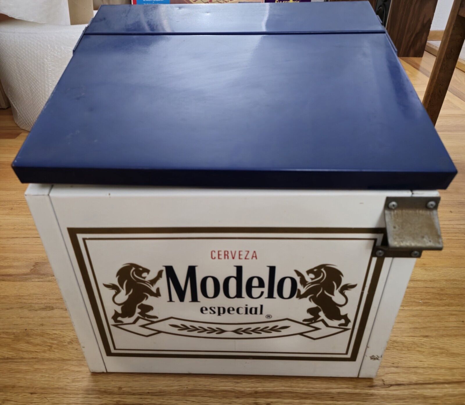 RARE Beer Cooler Modelo especial Cerveza Clean Great Shape Vtg Made in Mexico