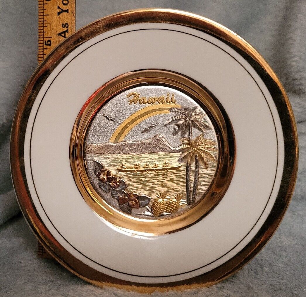 Vintage Souvenir porcelain Chokin style plate from Hawaii