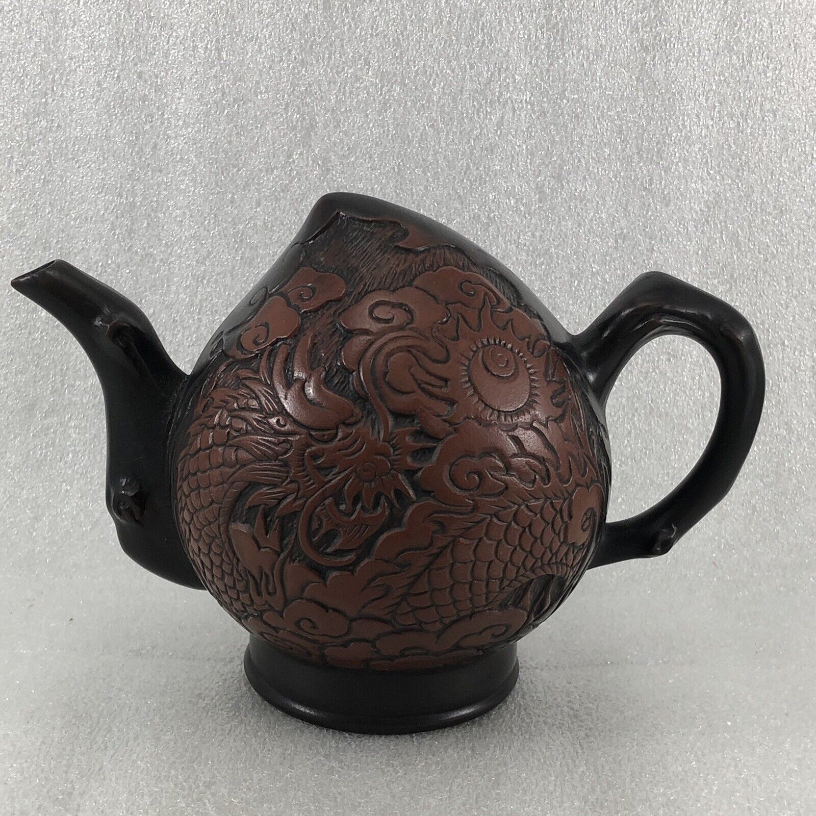 Asian Chinese Dragon Glaze Unusual  Teapot /SC41