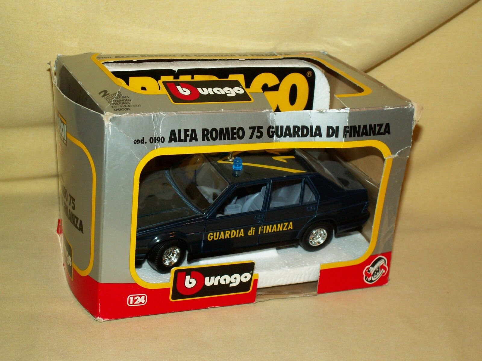 ALFA ROMEO BBURAGO BURAGO COD 0190 75 GUARDIA DI FINAZA POLICE CAR ITALY BOX.