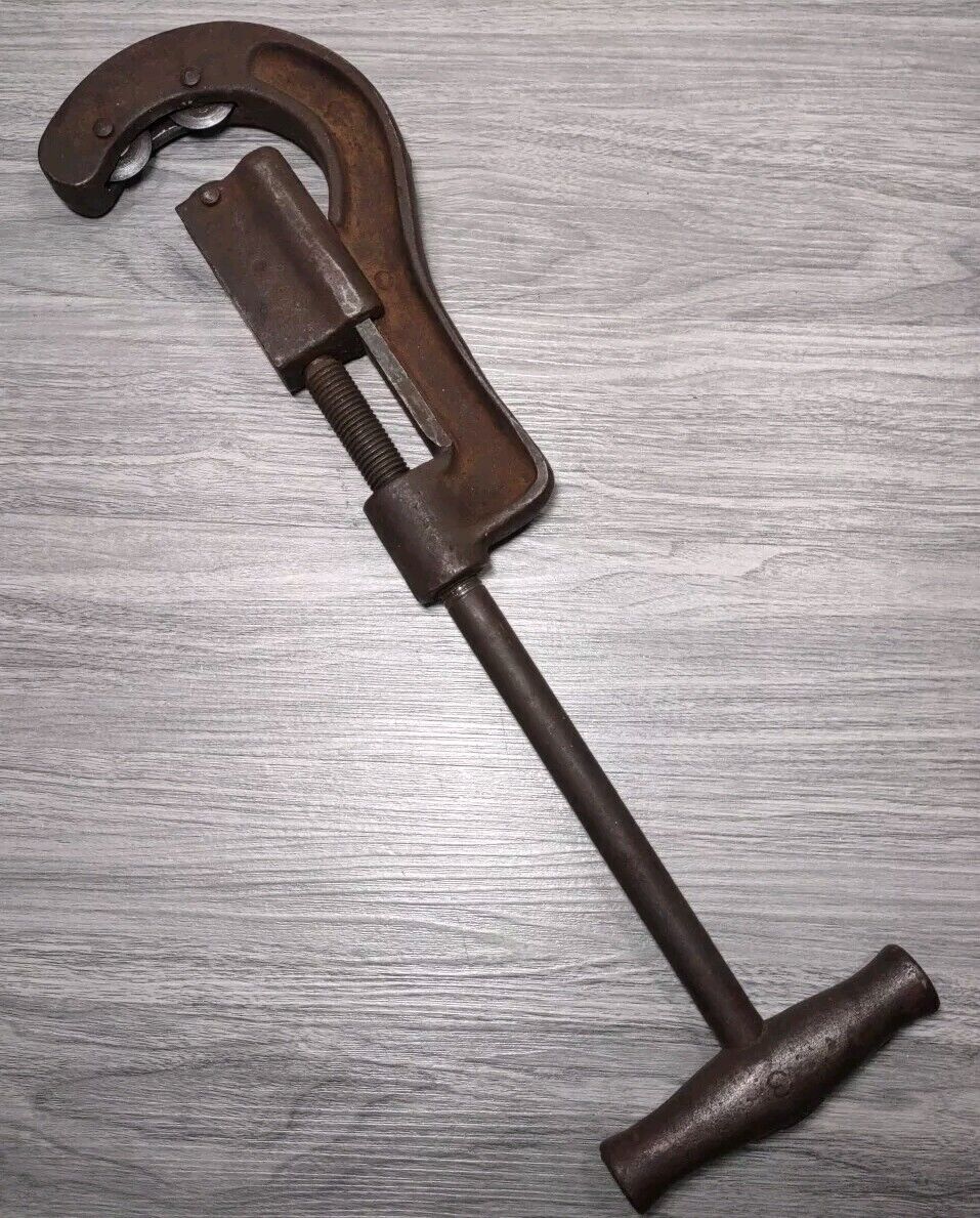Vintage Antique MARK Mfg. Co. Chicago 3 Wheel No. 3 Pipe Tube Cutter Plumbing