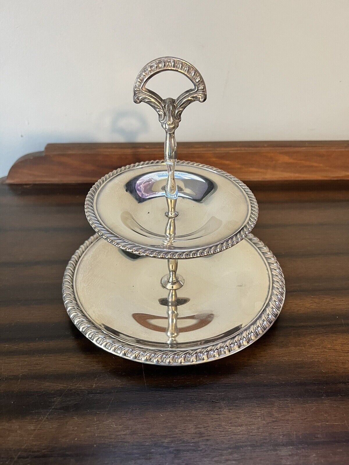 Vintage 70s WM ROGERS Dessert Silver Plate Two Tier Round Serving Tray