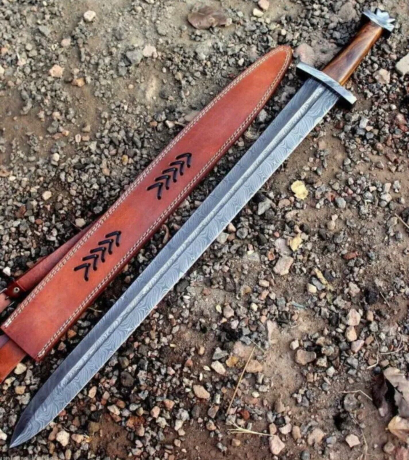 New Custom Handmade Damascus Steel Viking Medieval Sword Rose Wood Handle