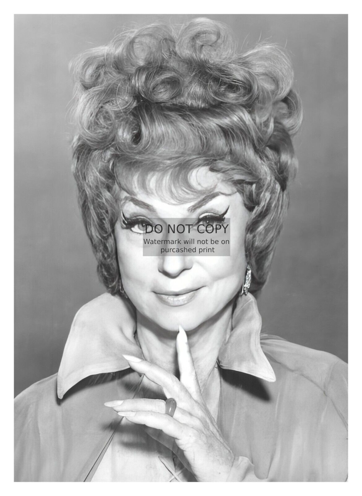 AGNES MOOREHEAD AS ENDORA IN TV SHOW BEWITCHED CELEBRITY 5X7 PHOTO