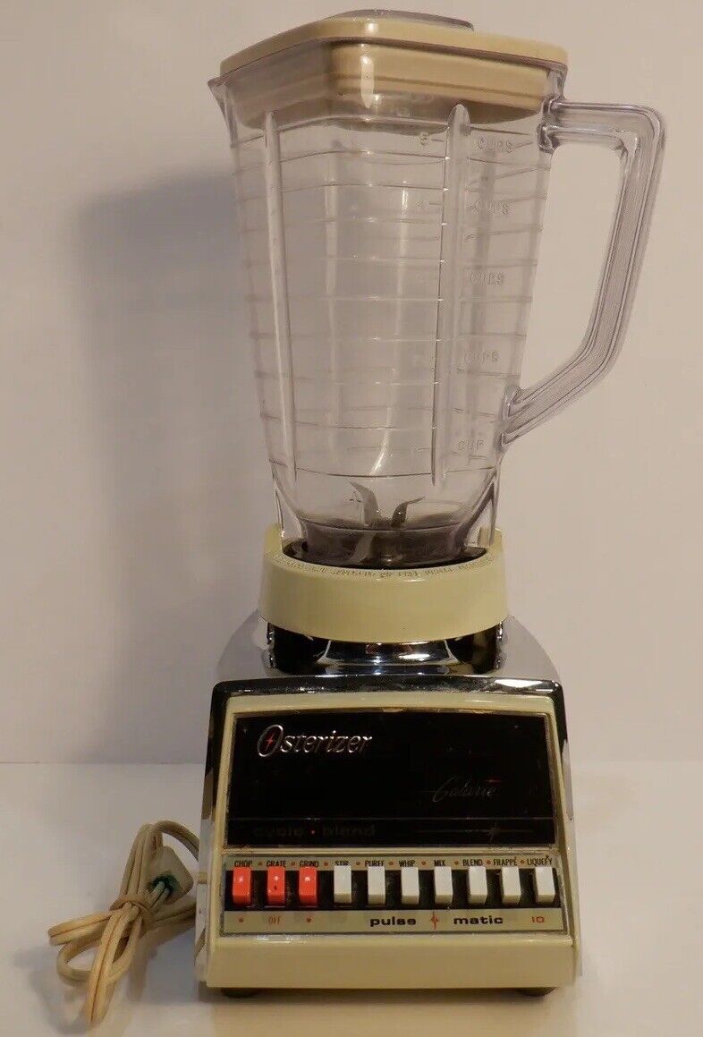 Vintage Osterizer Galaxie Blender 10 Speed  in Cream/Chrome. Tested And working