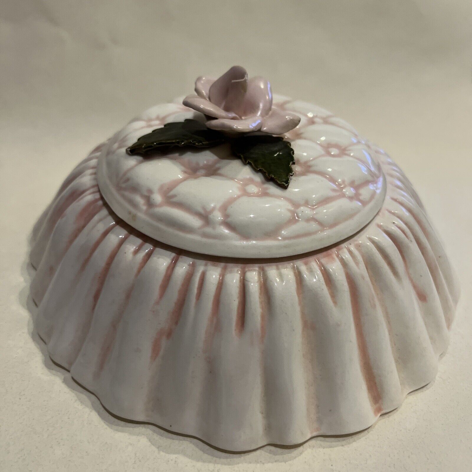 Vintage Jamar Mallory Ceramic Studio Ceramic Trinket Box 50 Pink rose