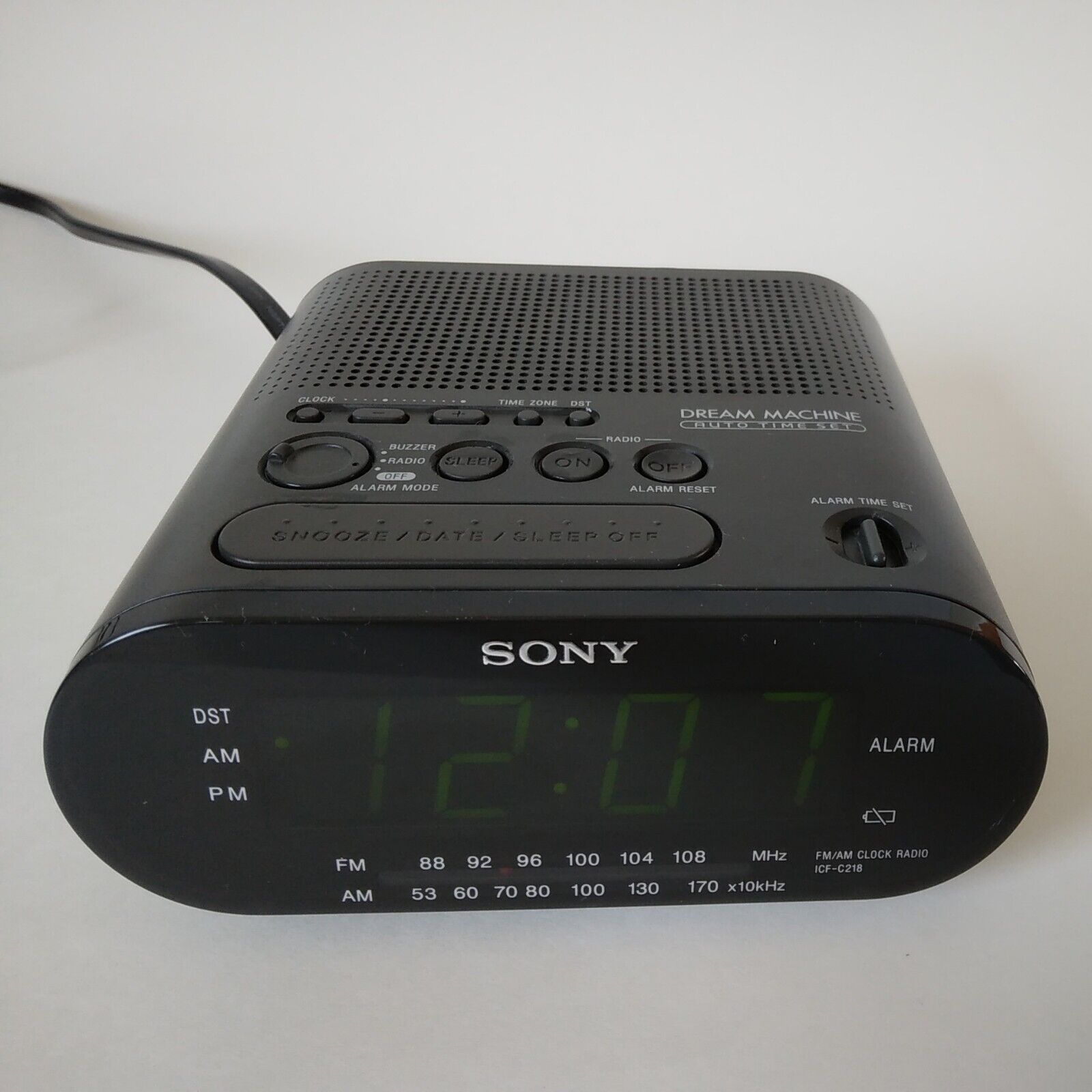 Sony Dream Machine ICF-C218 Black Alarm Clock-AM/FM-Corded/BattBkup-Tested Works