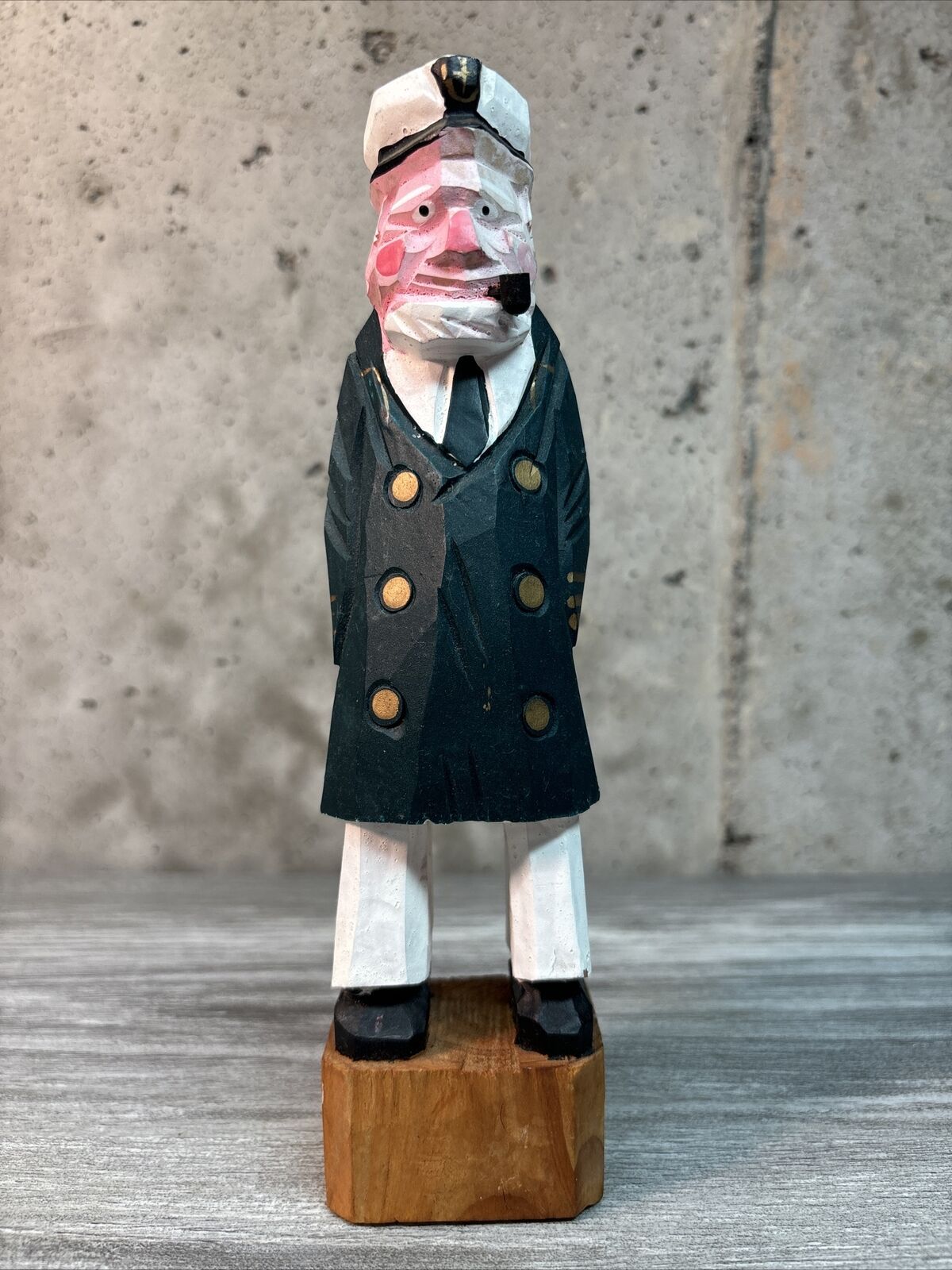Hand Carved Wooden Sea Captain  With Pipe Nautical Beach Decor 8”  Folk Art