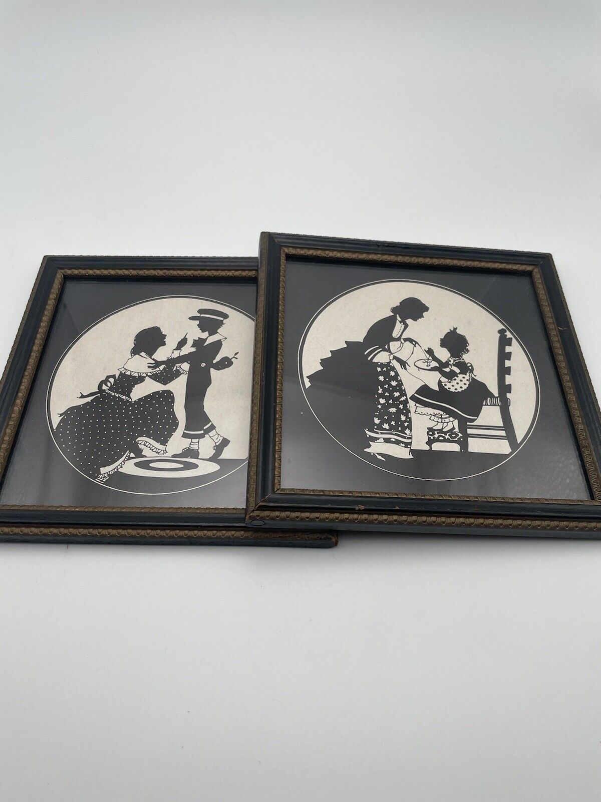 Pair Of Vintage Reliance Silhouette Pictures Frames Black And White Adorable