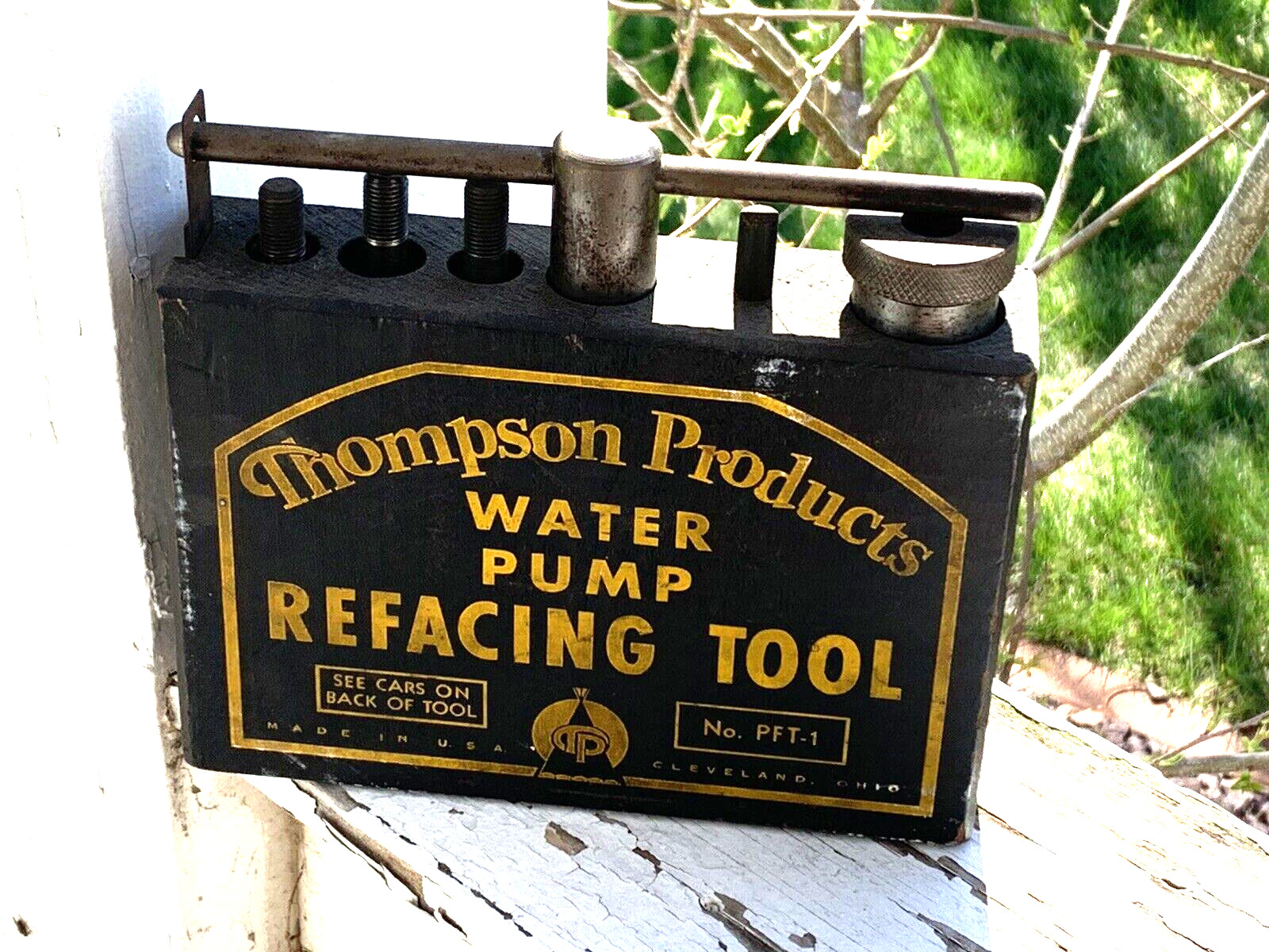 VINTAGE COMPLETE THOMPSON PRODUCTS AUTOMOBLIE WATER PUMP REFACING TOOL SET (SH)