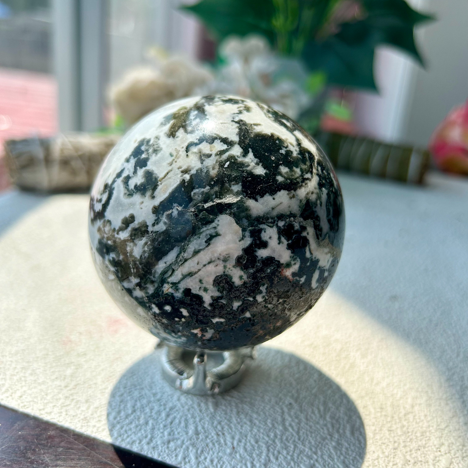535g Natural Moss Agate Crystal Sphere Display Healing 42th 73mm