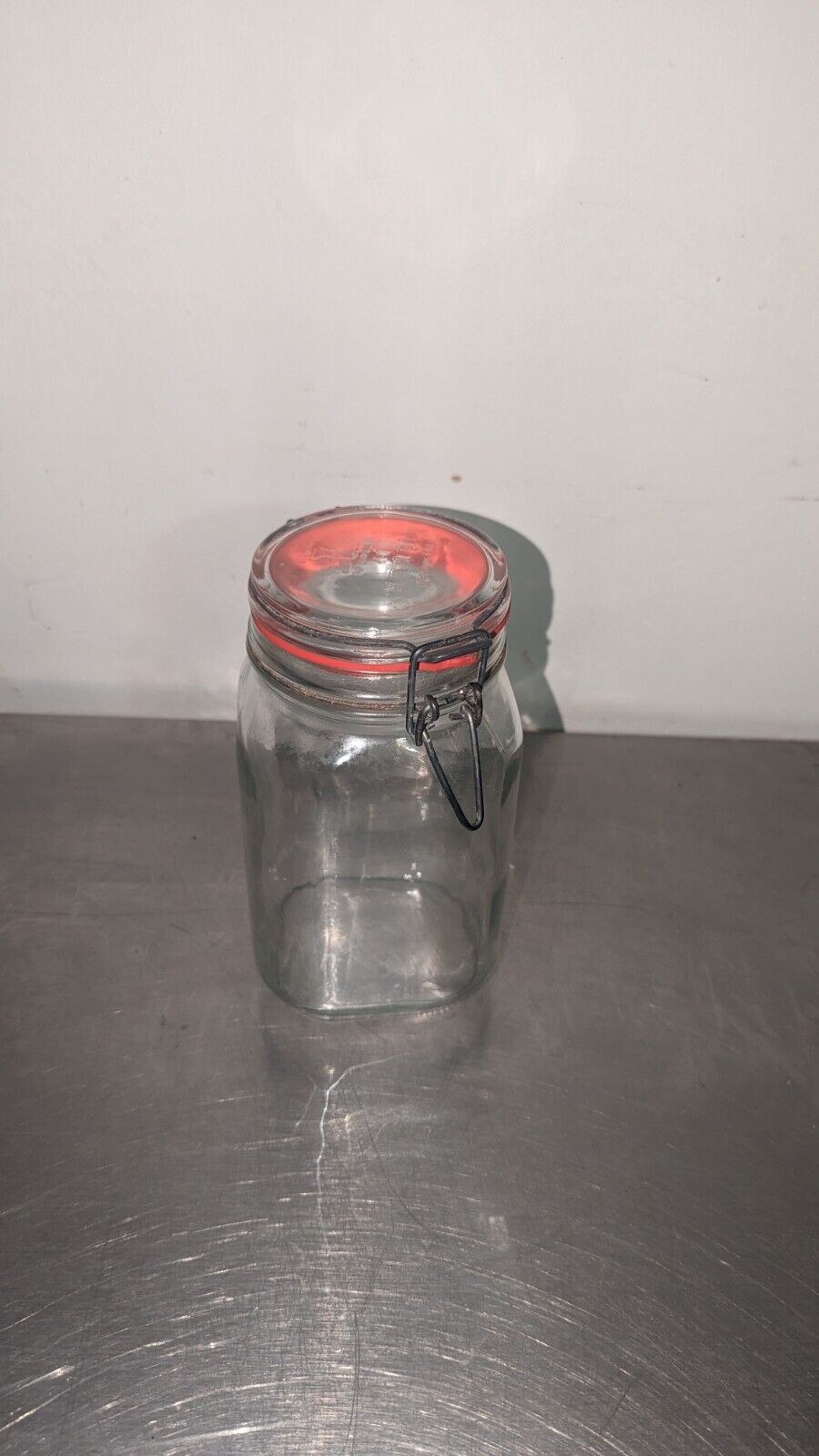Vintage Kilmer Ravenhead jar made in England 8” Glass Wire-closure 1.5L 