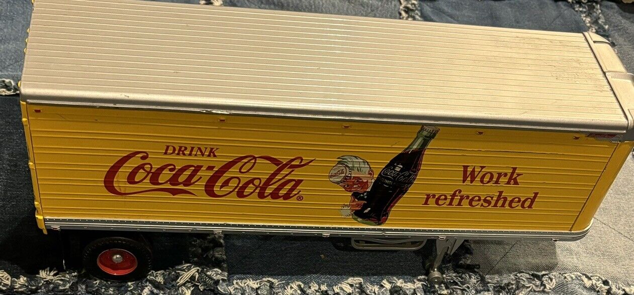 1998 Coca Cola ERTL 1/25 Scale Die-Cast Coke GMC Semi Truck  * Trailer Only