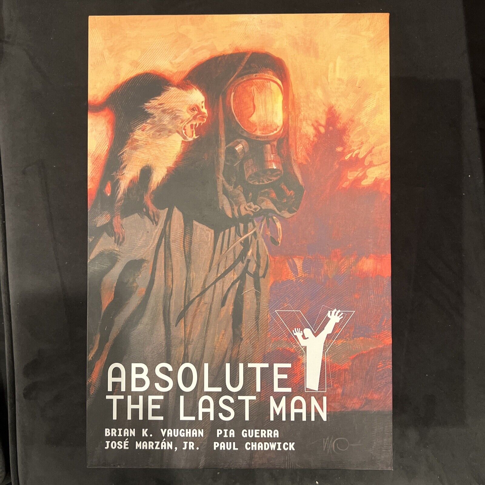 Absolute Y The Last Man Volume 1 Brian K. Vaughn New DC Comics HC