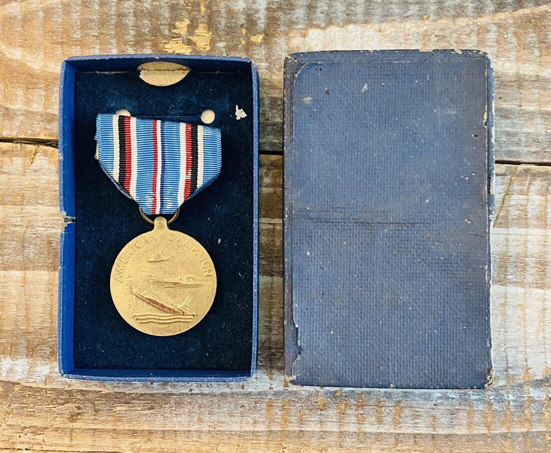 Vintage World War II US Military 1941/1945 American Campaign Service Medal Boxed