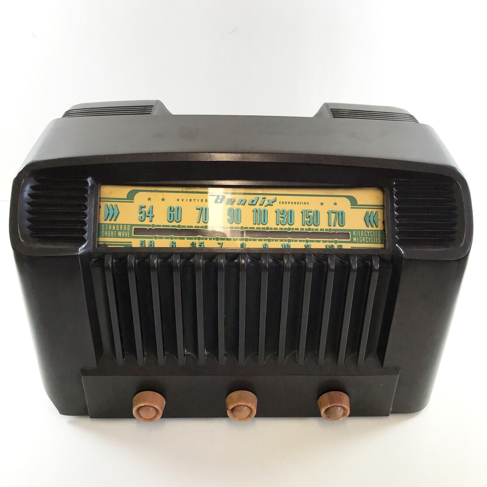 Vintage 1947 Bendix Radio Model 626C Superheterodyne Bakelite Radio NOT WORKING