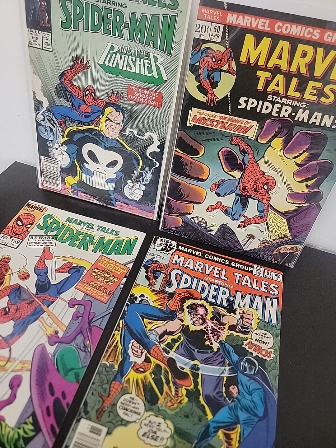 Lot of 4 Marvel Comics 1974 #50 + Marvel Tales Spider-Man Punisher #212 NM PICS