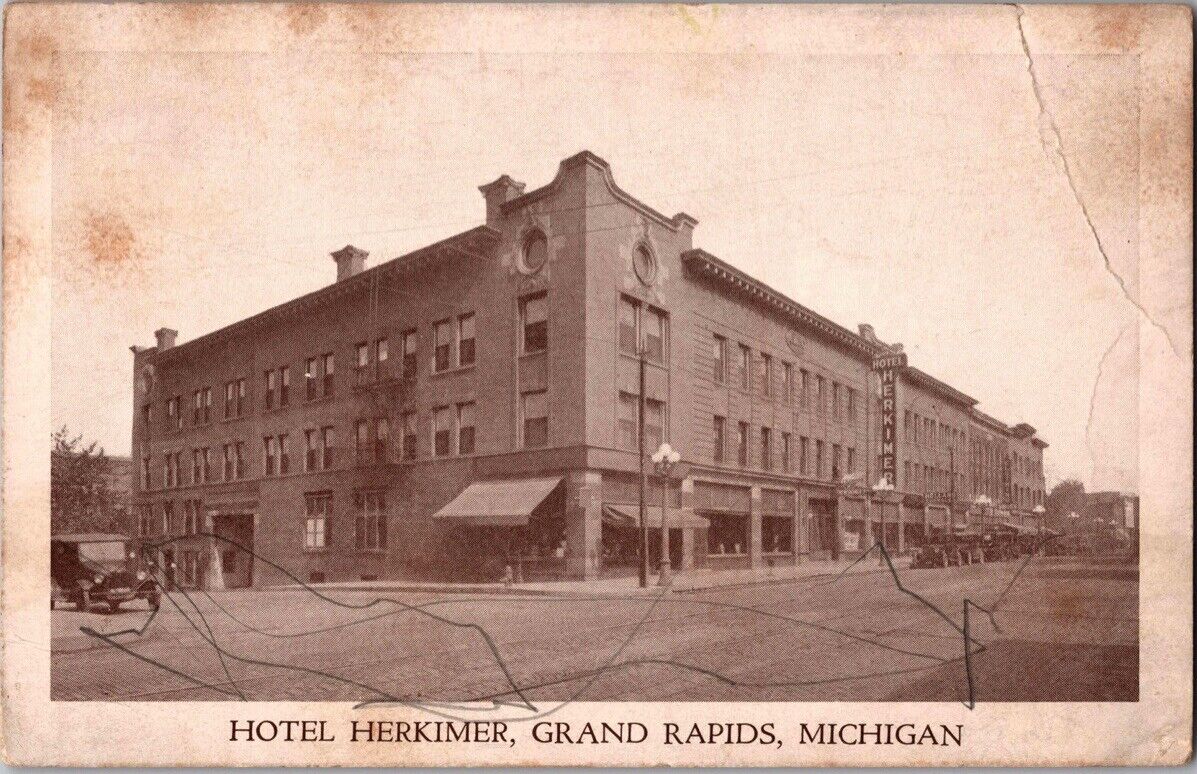 c1920 Exterior View Hotel Herkimer Grand Rapids Michigan MI Postcard