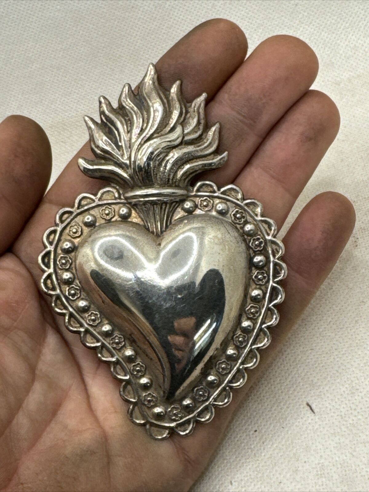 Ex Sharp Vintage Heart Sacred Love Filgree Chasing 2 13/16x4 1/8in Art Craft