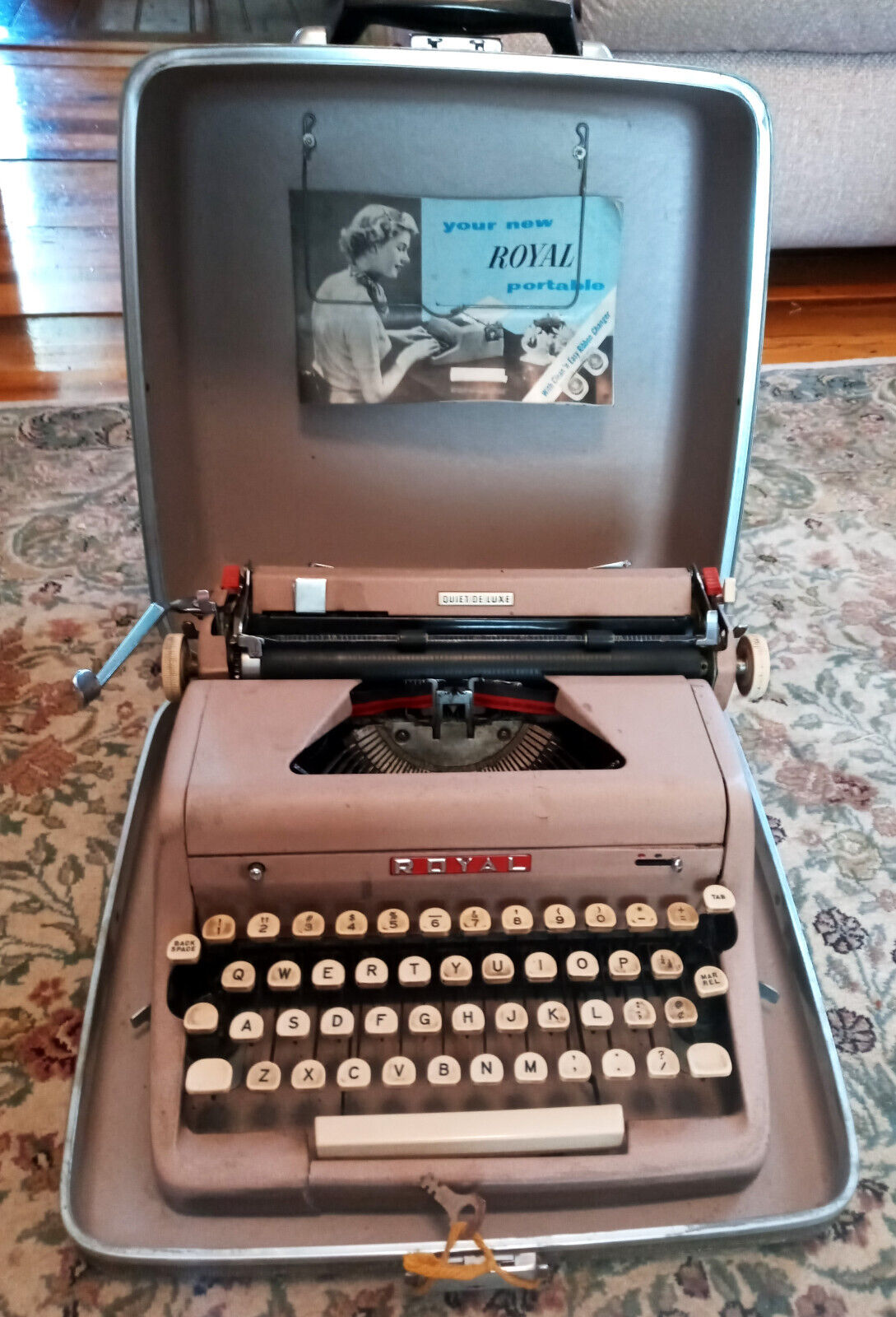 Vintage 1950s Royal Quiet Deluxe Portable Typewriter. Case and Key
