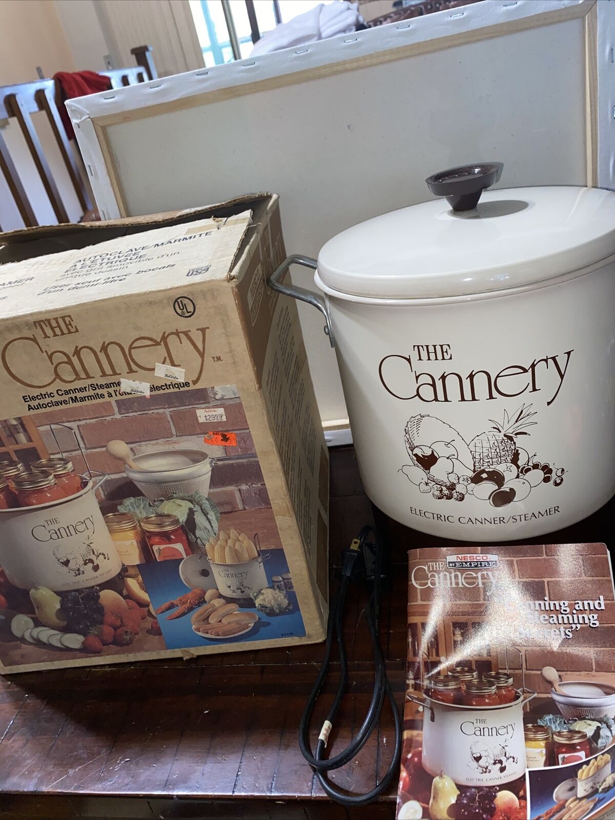 VTG Nesco The Cannery Electric Canner/Steamer for Pint Jars 4200-18 Almond Mist