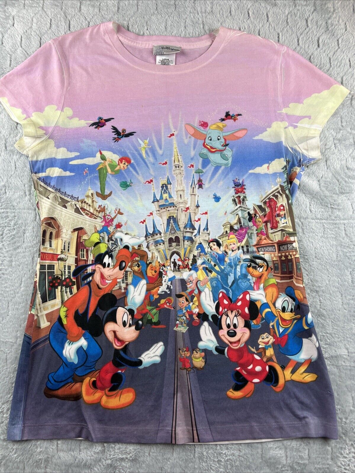 Walt Disney World All Over Character Short Sleeve Tee Shirt Women\'s Size Large