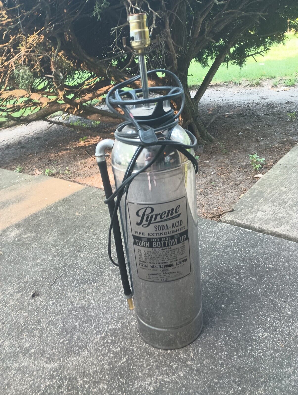Rare large Vintage  pyrene soda acid Extinguisher Lamp works 