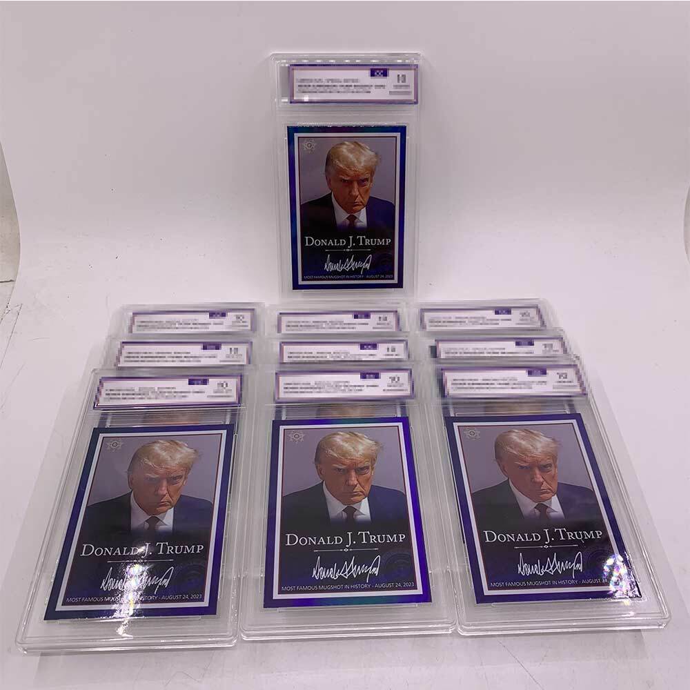 10 pcs/lot USA 45th President Donald Trump Mugshot Collect Paper Card In Case