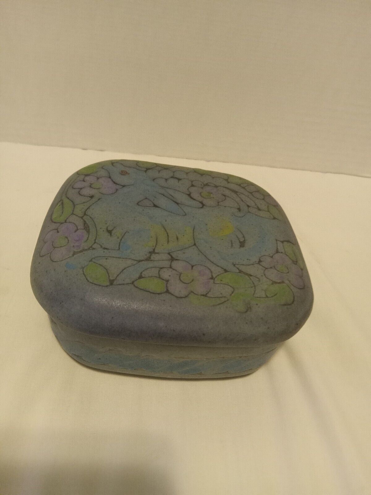 Vintage Oriental Potters Box With Blue Deer
