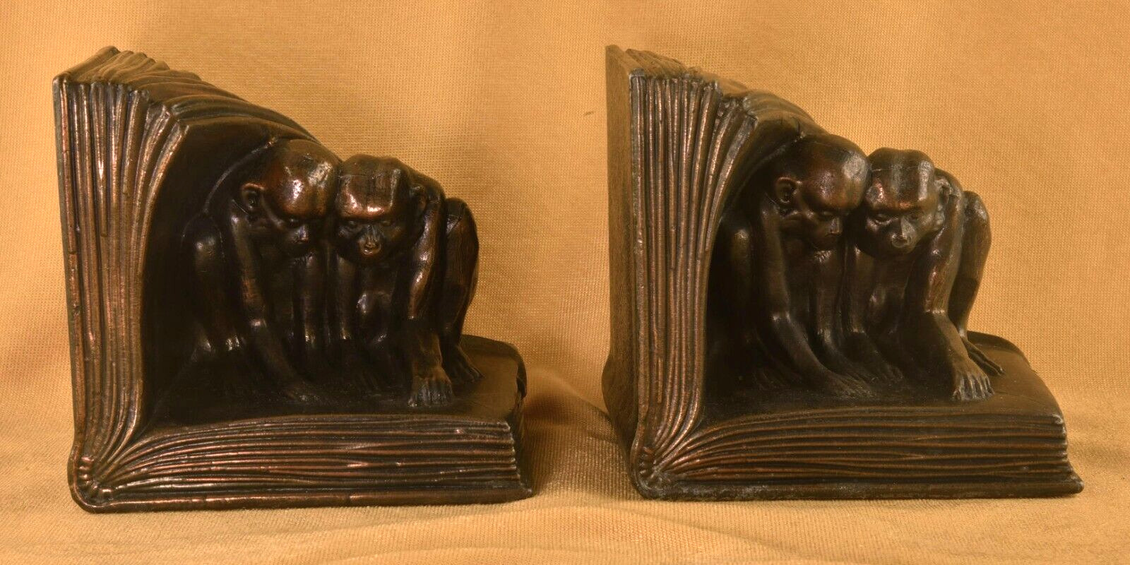 Pair Of \'Two Monkey\'s Reading\' Metal Bookends Unmarked Jennings Brothers c1920\'s