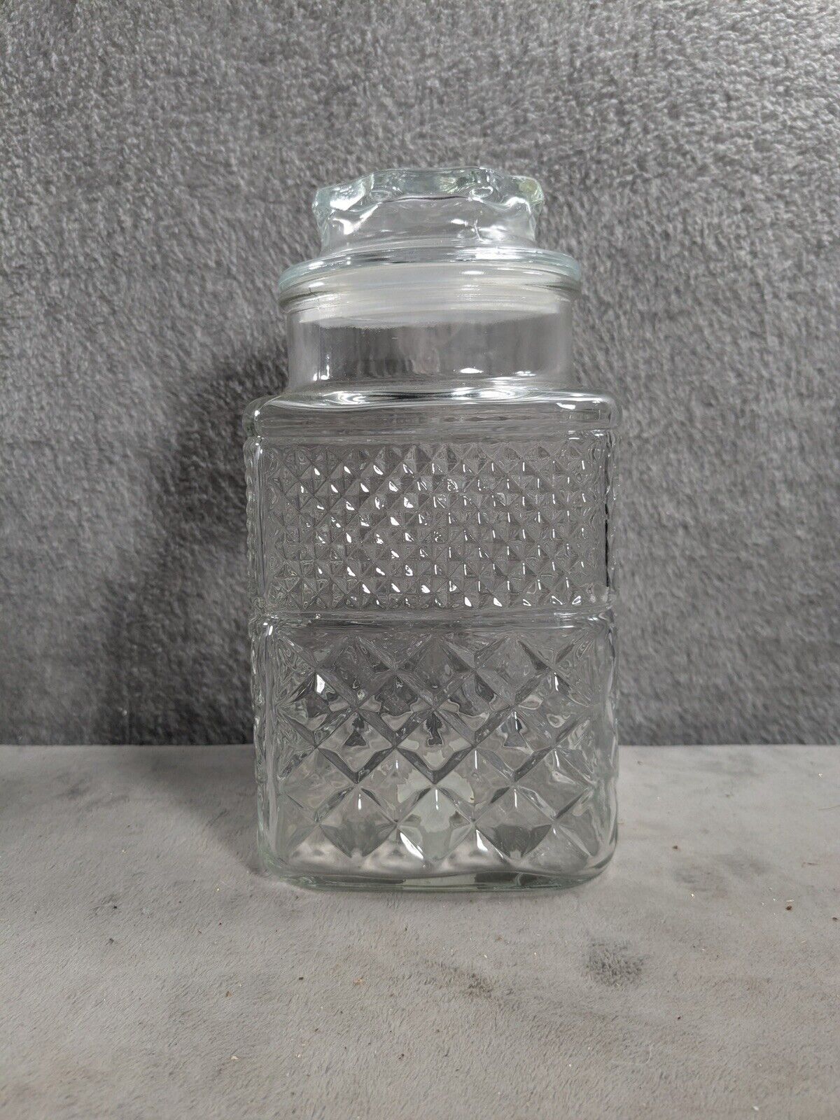 Vintage Hocking WEXFORD Glass Apothecary Jar Canister 9.25\