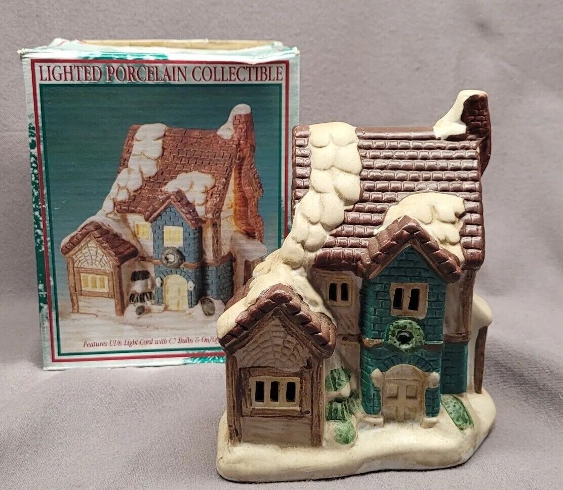 Vtg Seasonal Specialties Christmas Village Holiday Cottage 1993 Needs Light Kit