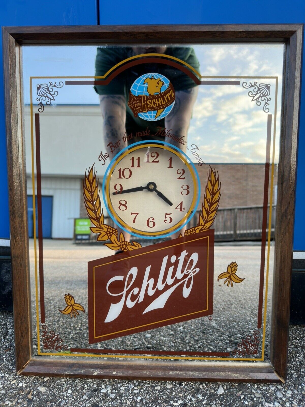 *RARE* Vintage Schlitz Milwaukee Beer Mirror Clock Bar Man Cave Sign 17x21