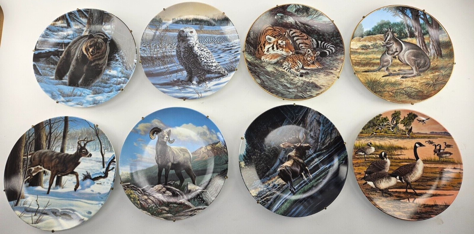 Lot of 31 - Collector Plates - Various Artists