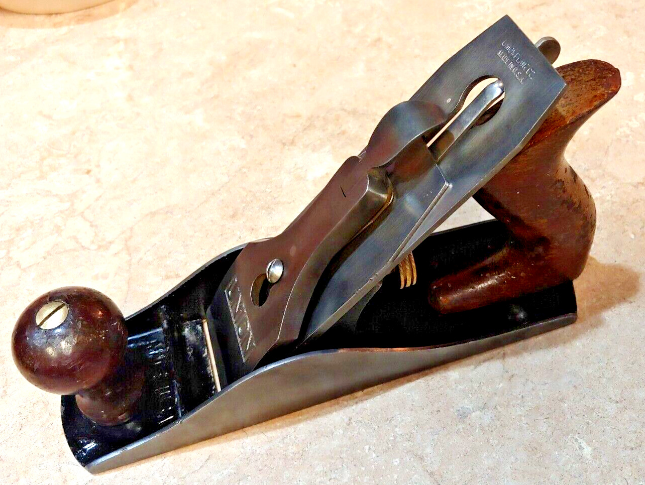 Vintage Union Plane Co. Made in USA 9-inch No. 4 Wood Plane Very Good Condition