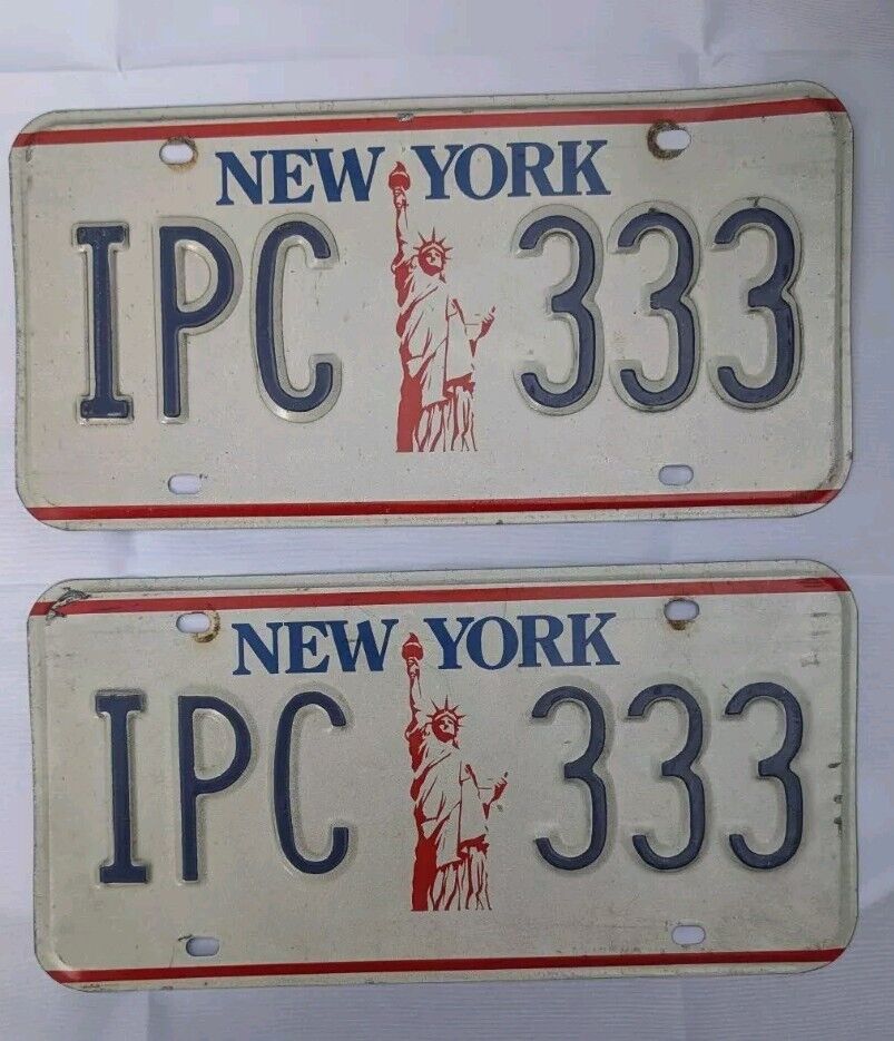 PAIR Set NEW YORK LICENSE PLATES STATUE OF LIBERTY # IPC 333 Vintage 90\'s-2000