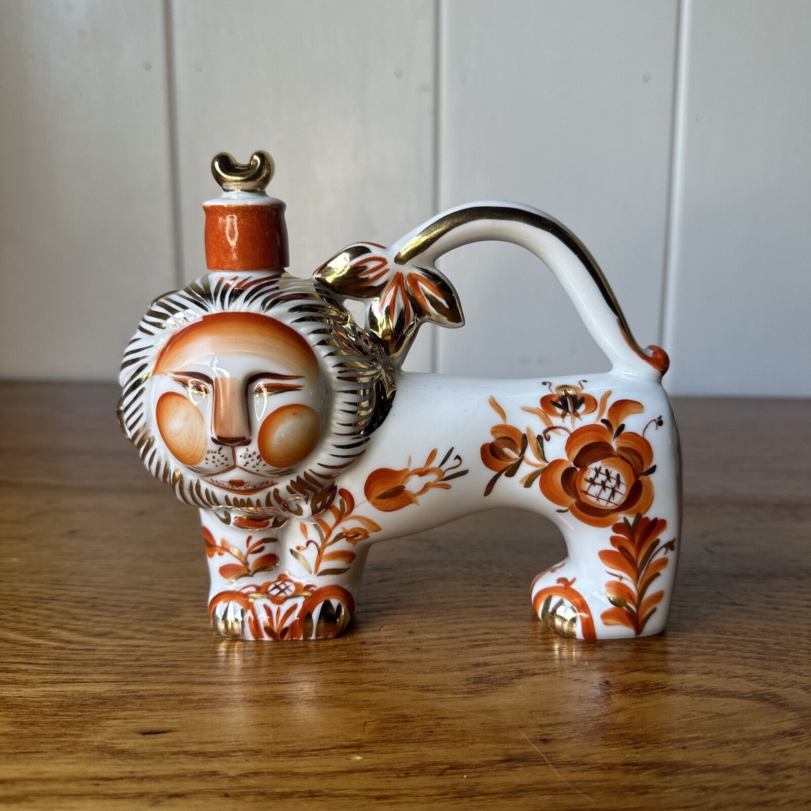 22K Gold Red Lion Decanter Carafe Russian Lomonosov  Imperial Porcelain