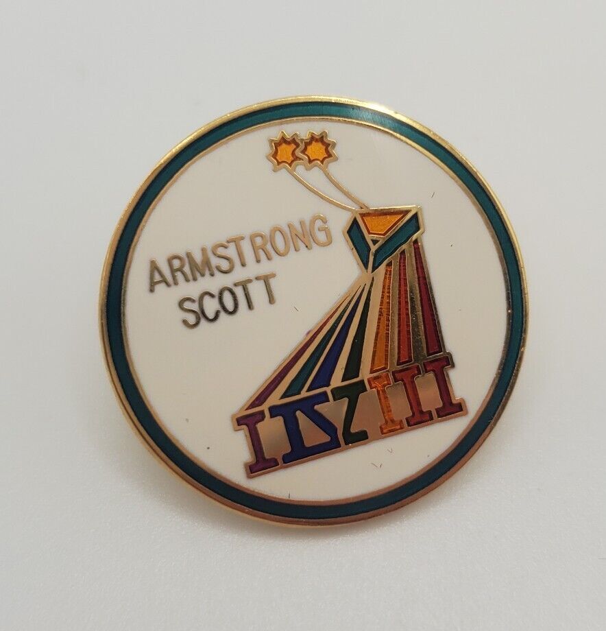 Collectible NASA Gemini VIII 8 Lapel Hat Pin First Docking of Two Spacecraft