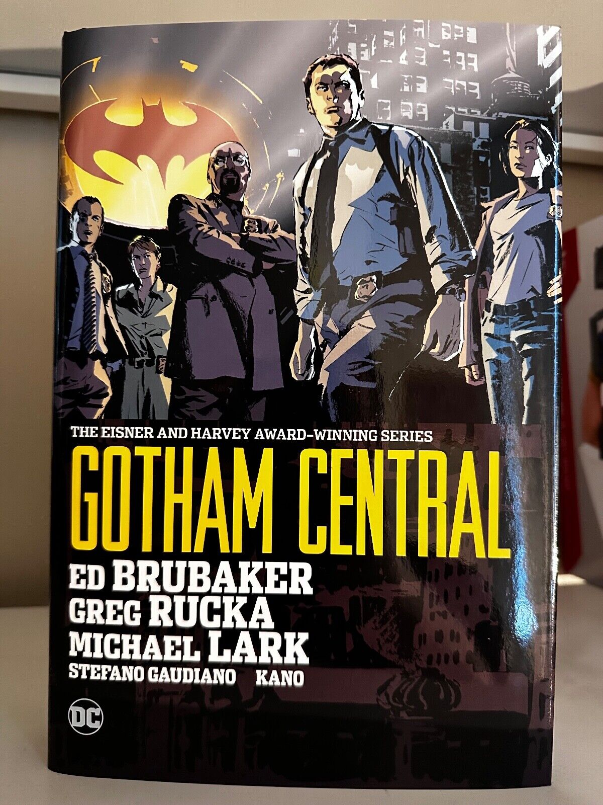 Gotham Central Omnibus (DC Comics June 2022)