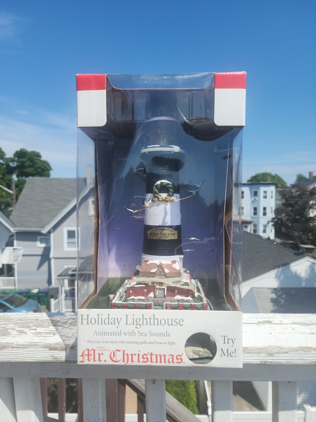 VTG Mr. Christmas Holiday Lighthouse Animated w/Sea Sounds Fire Island New York