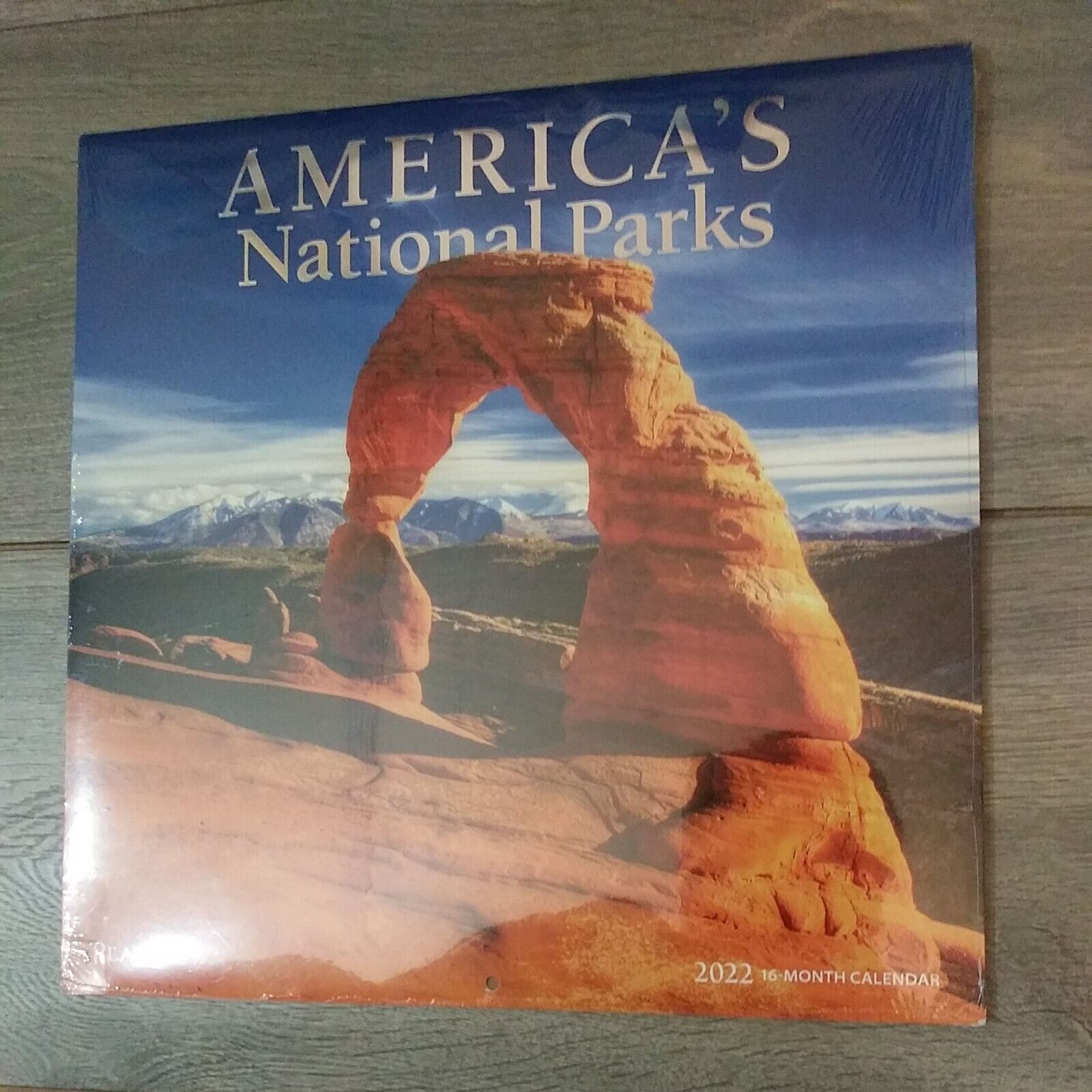 America's National Parks 2022/16 Month Calendar