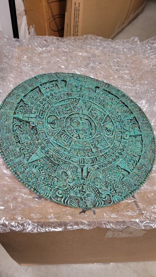 Mayan/ Aztec Calendar Art Medallion Wall Plaque crushed Malachite 12.5