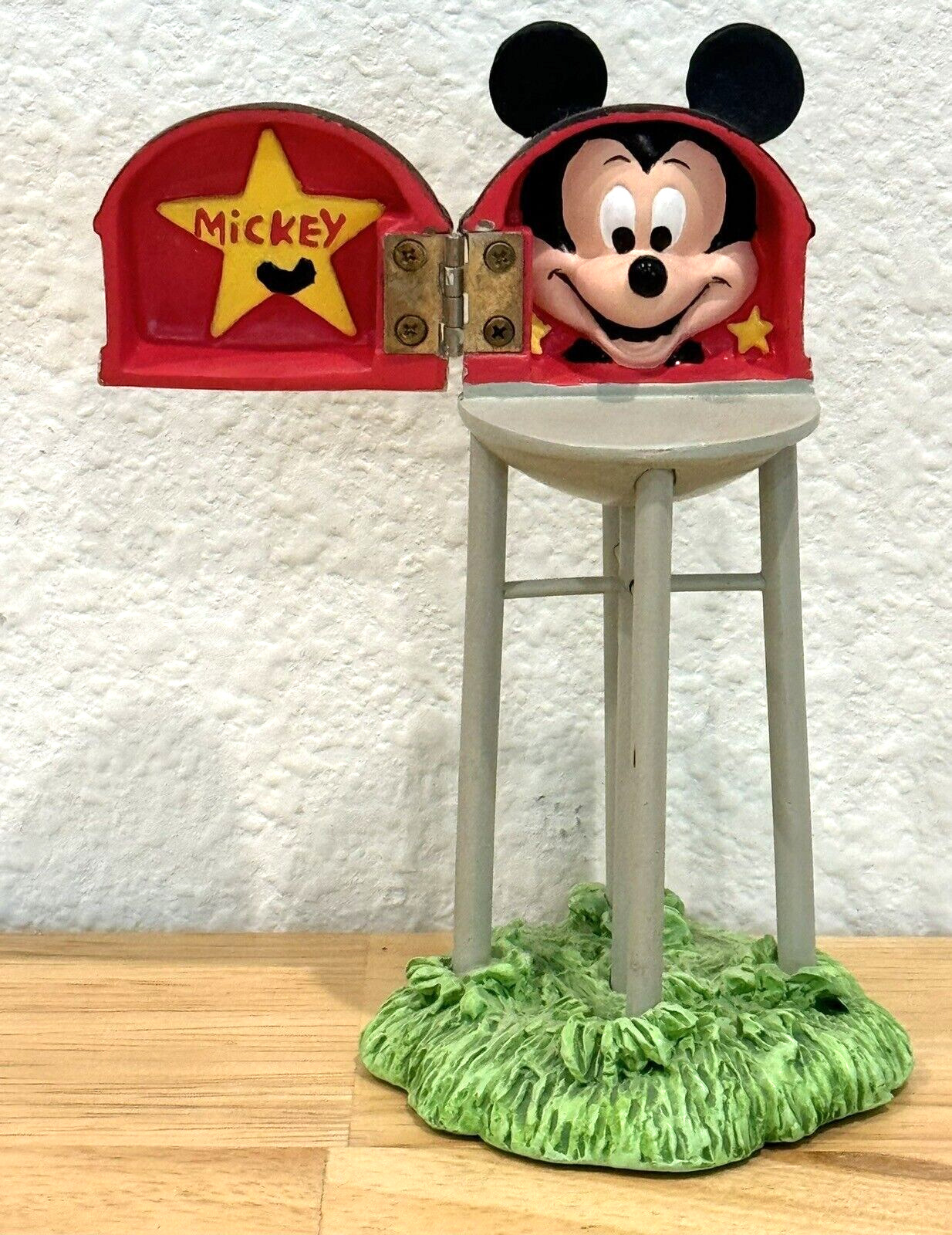 RARE DISNEY ATTRACTION MGM STUDIOS MICKEY EARFFEL TOWER HINGED BOX 4.5