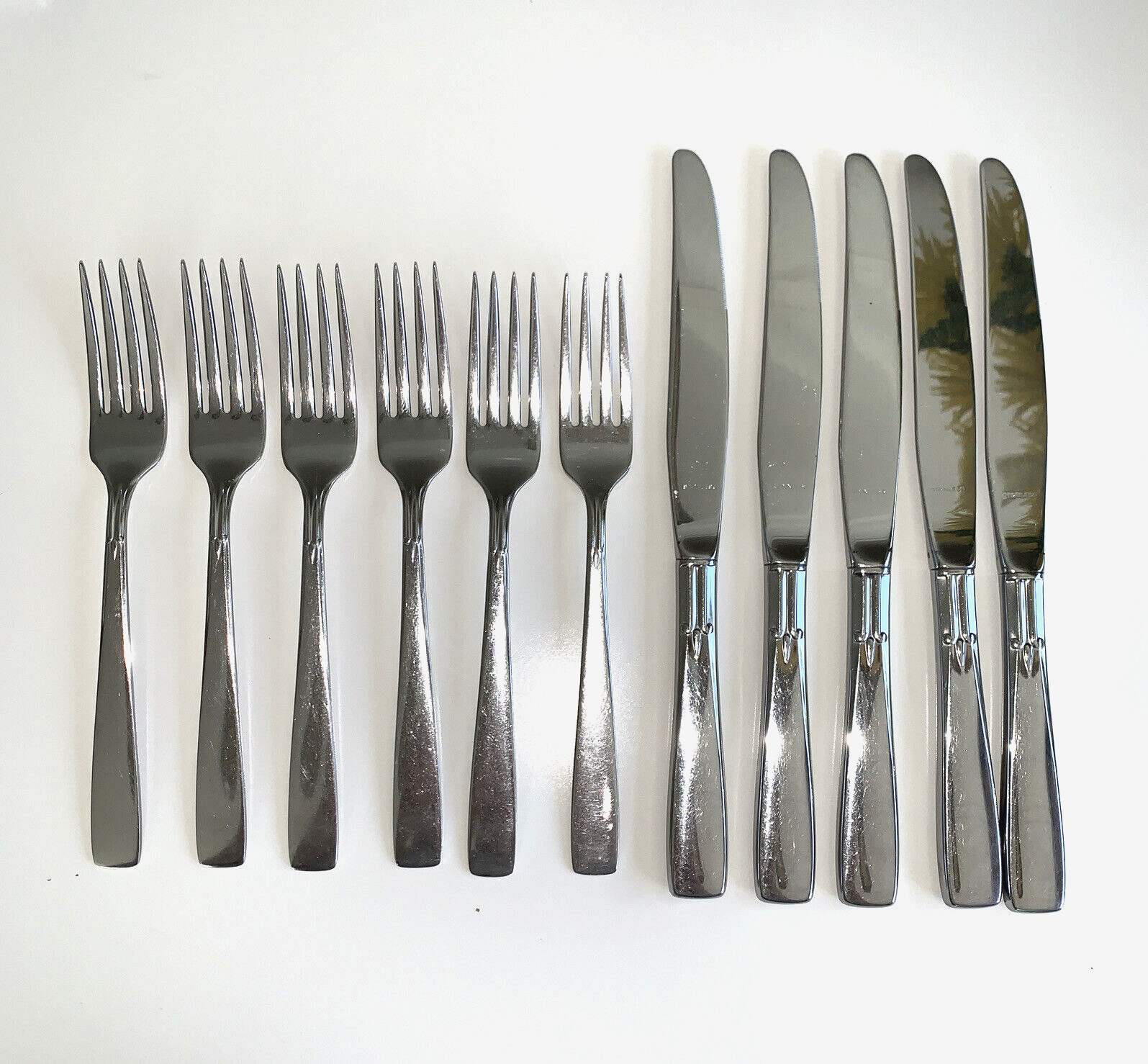 ACCENT Glossy Oneidacraft Flatware 11 Piece Stainless Oneida Deluxe Discontinued