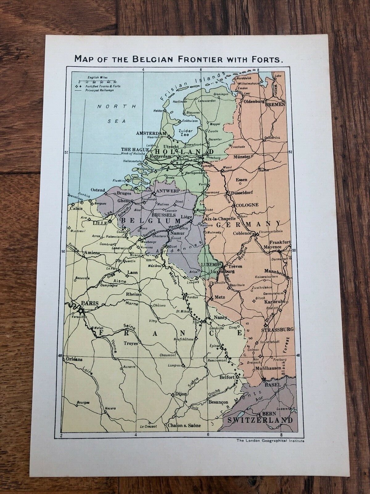 original 1918 print . map of the belgian frontier with forts 